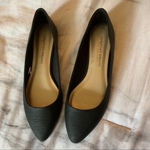 New chic black flats